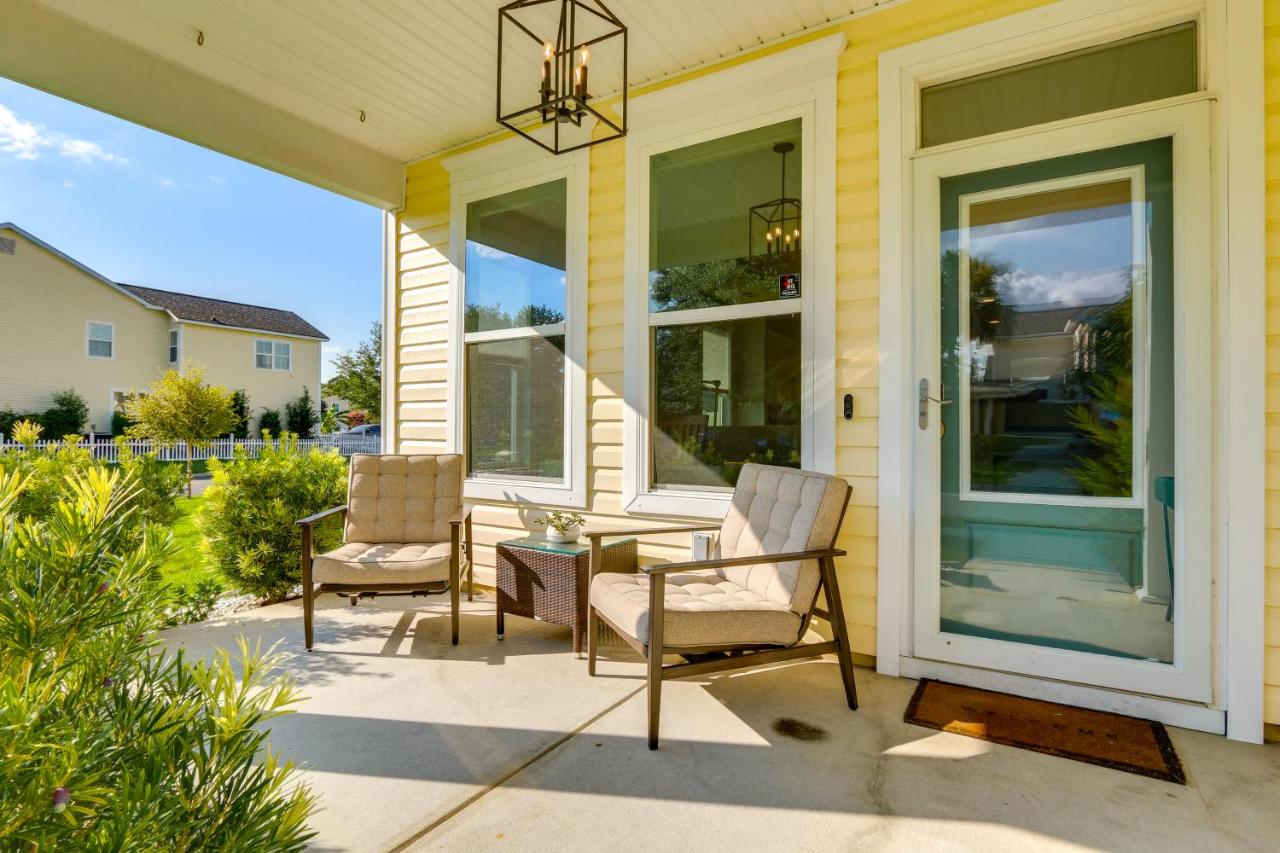 Coastal Home with Yard Less Than 1 Mi to Old Town Bluffton! - Chambres d’hôtes Bluffton