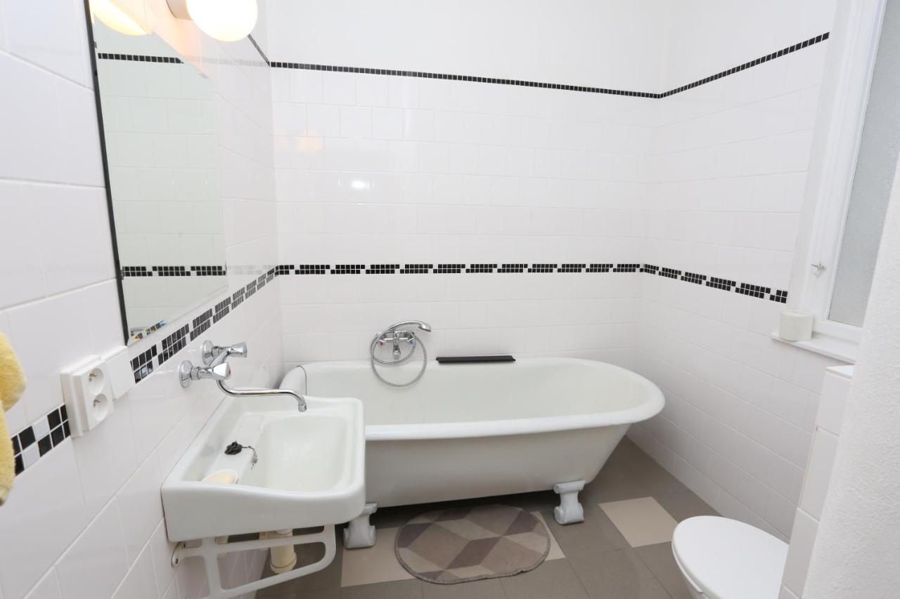 Villa with Garden View