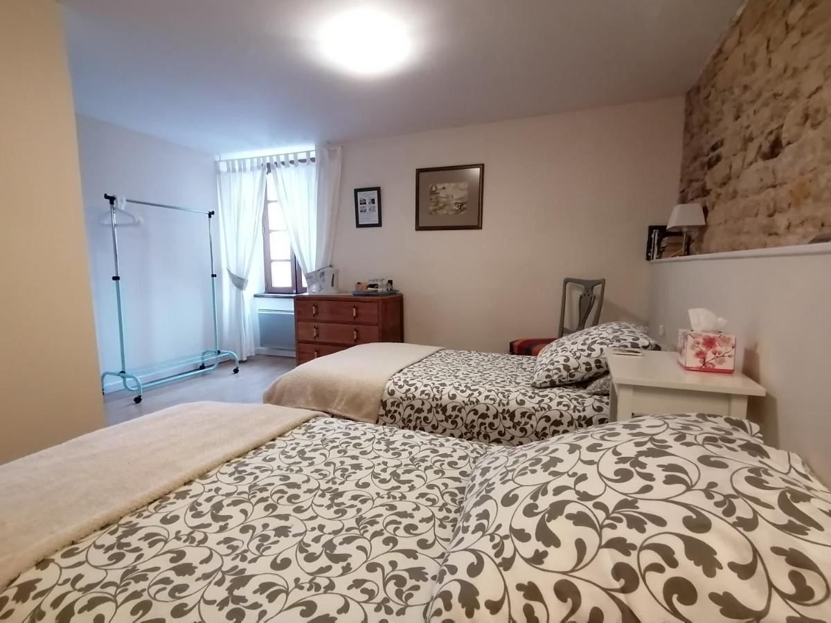 Camera Matrimoniale/Doppia con Letti Singoli con Bagno Privato