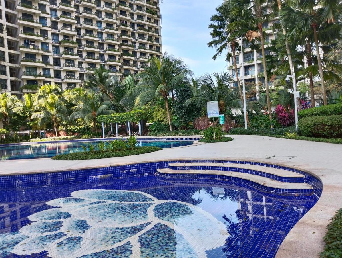 Holiday Home at Forest City with TV Box & 3 Bedrooms 1 Bathroom 4-6pax 1618 - B&B Gelang Patah