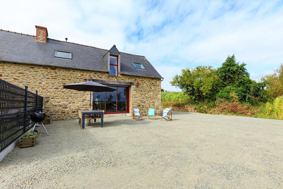 Jolie longère près de Pontrieux - B&B Ploëzal