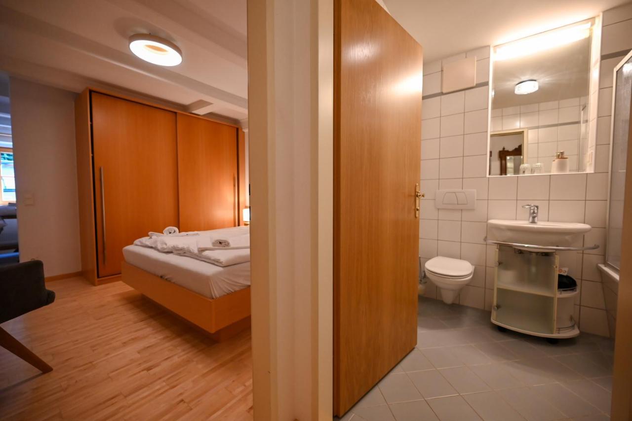 One-Bedroom Family Apartment with Kitchen