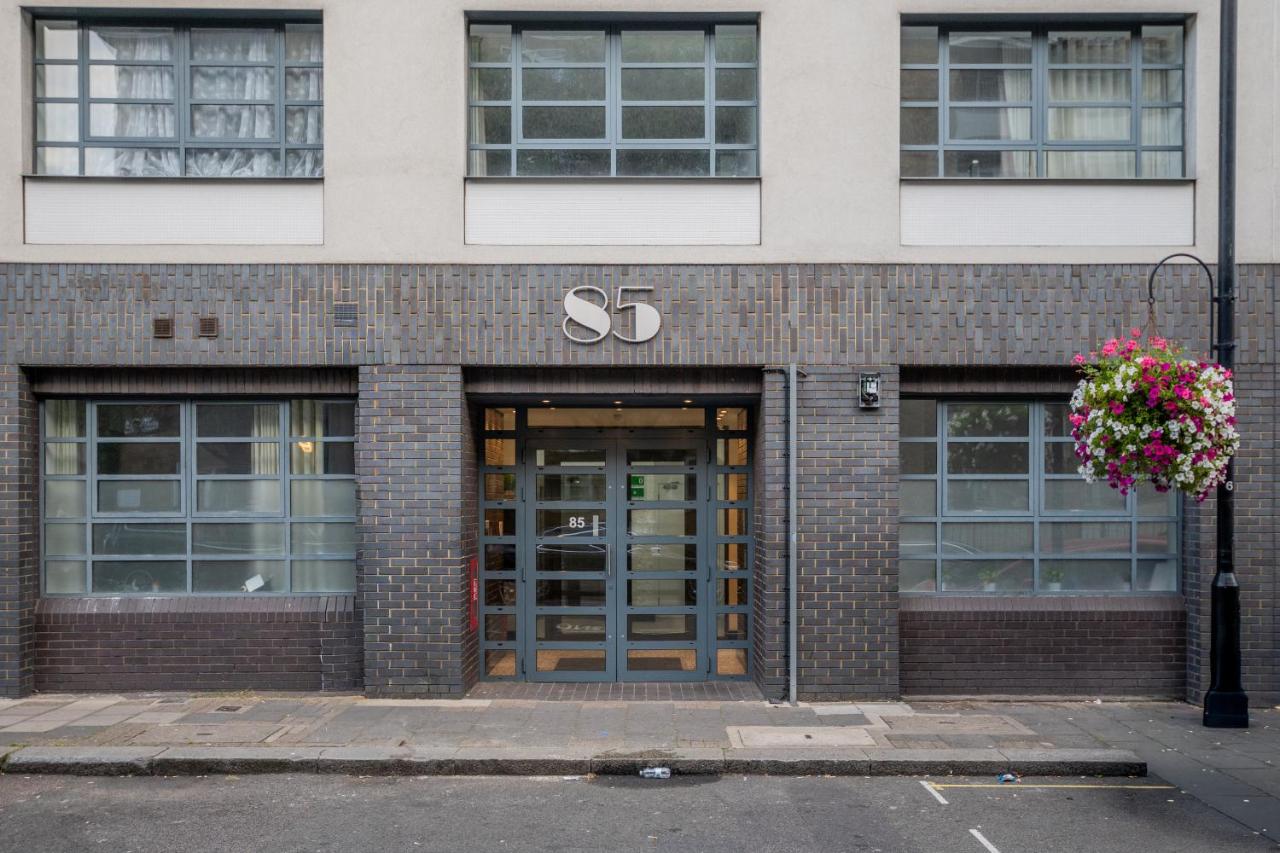 Stylish Penthouse Near Little Venice & Hyde Park - B&B London