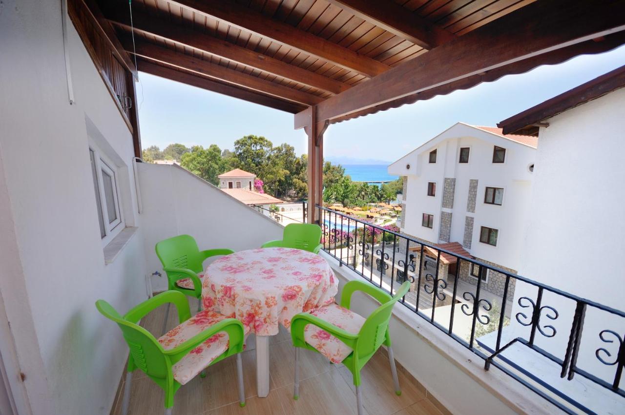 Apartment mit Terrasse und Meerblick