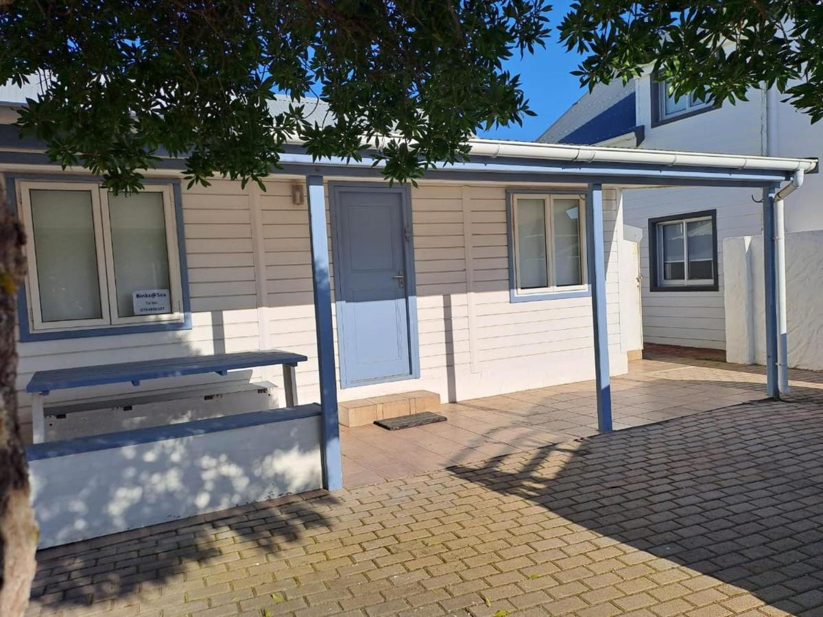 Binks at Sea - B&B Witsand