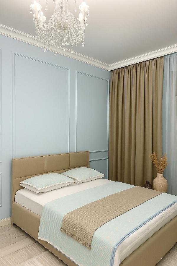 Апартамент в золотом квадрате - Bed and Breakfast Astana