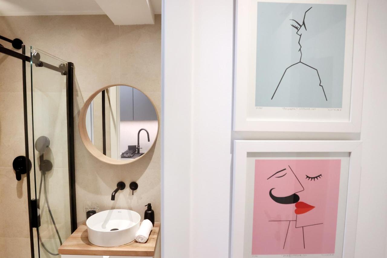 Art Corner - Boutique Artist's Apartment - B&B Split