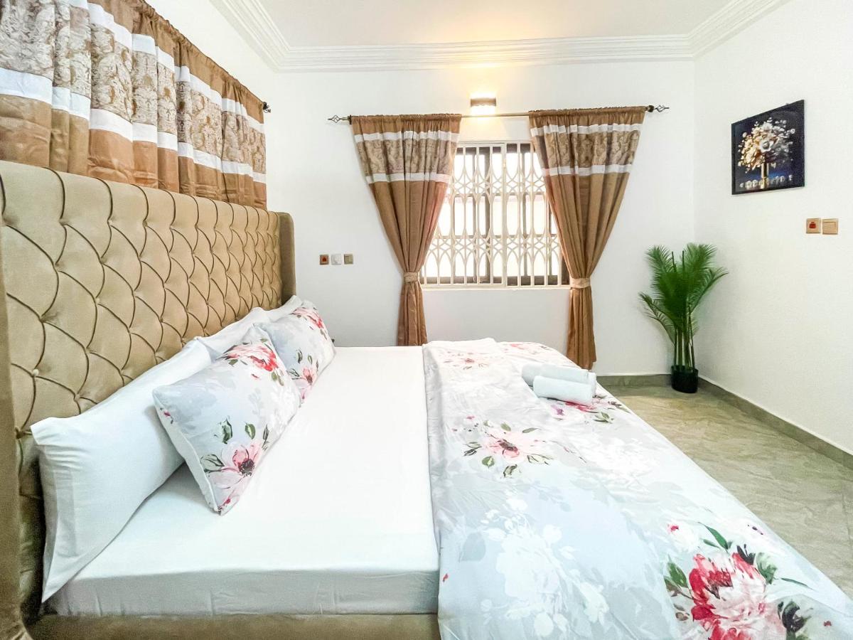 CARO spacious Apartments - B&B Ashalebotwe