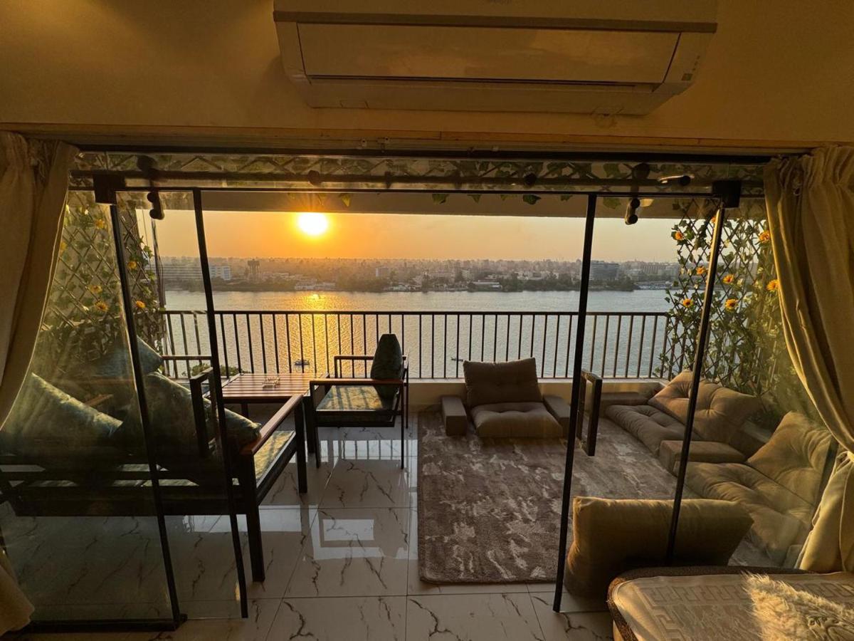 شقة علي النيل - B&B Cairo