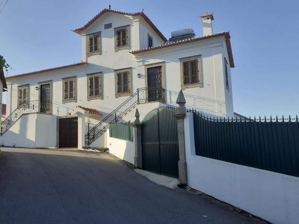 Quinta dos Silvas - Chambres d’hôtes Santa Maria da Feira