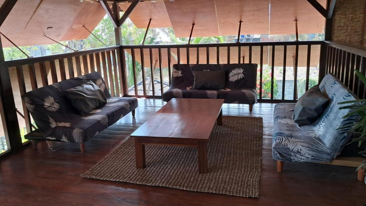 Family Room with Garden View