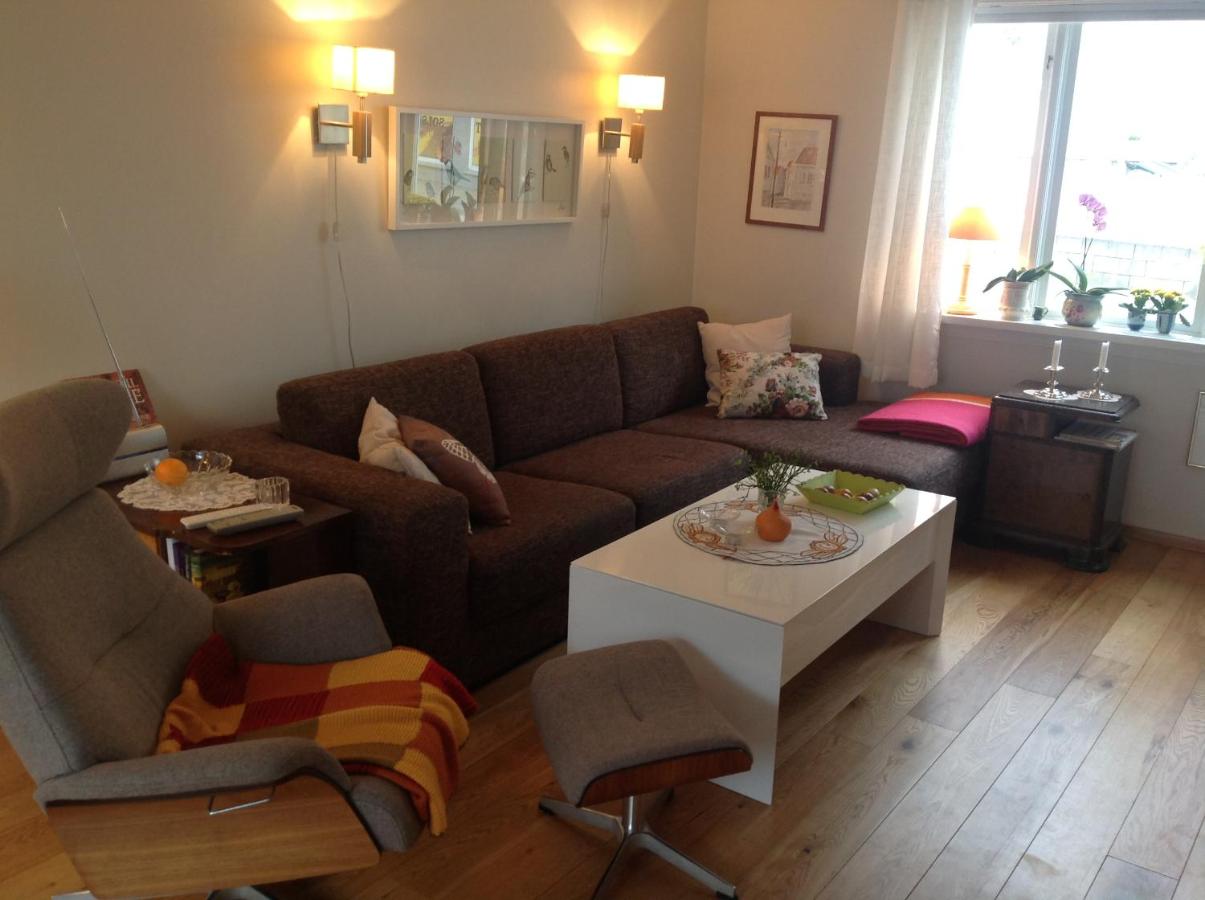 Single Room with Shared Bathroom