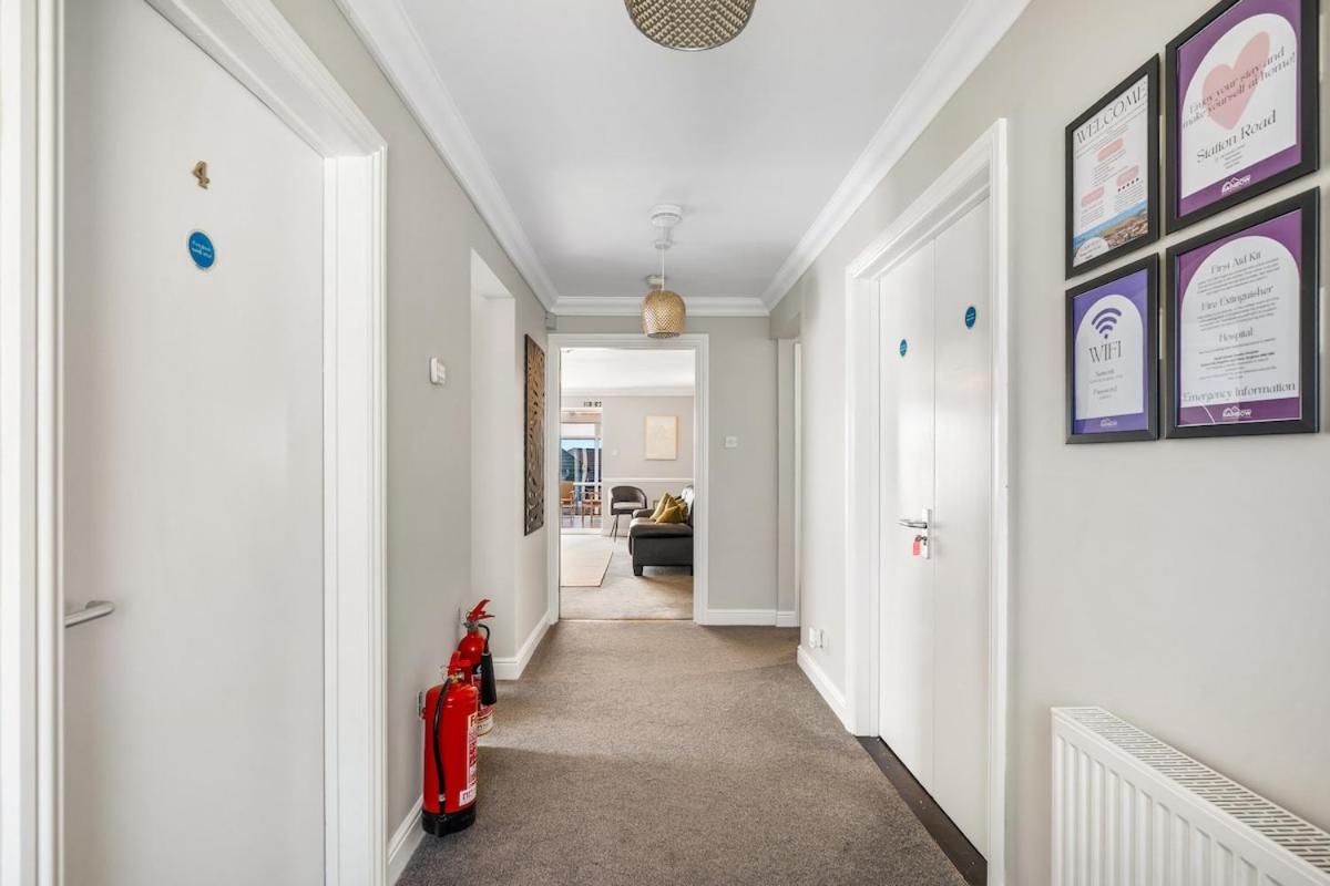 Large House New Haven - East Sussex - Sleeps up to 10 guest - Parking - WiFi - Garden - Contractors - Families - Discounts for Long Term Bookings! - Ferienwohnung Newhaven