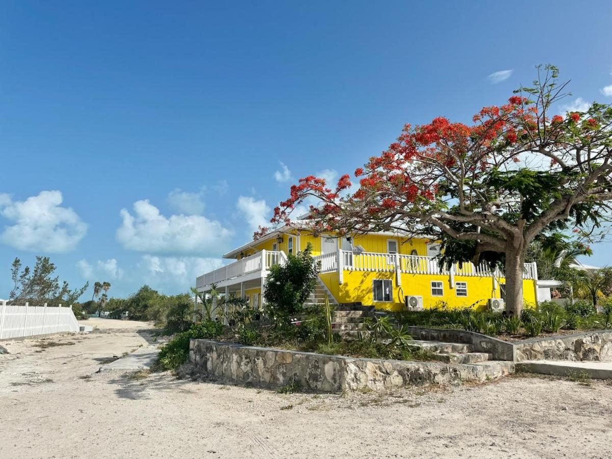 Waterfront 2-BR Home in Providenciales - B&B Providenciales