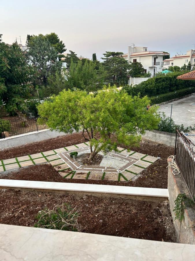 Via dei mirtilli - B&B Carini