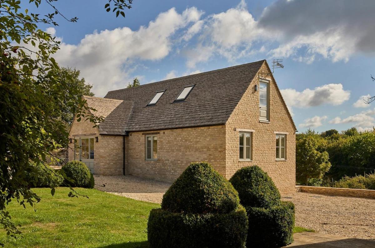 Stunning Cotswolds guest house - Bed and Breakfast Chadlington