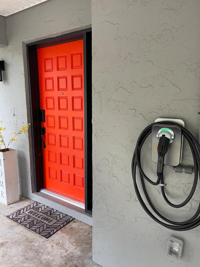 Fun Oasis Near Springs Spa Game Room Yard Spa EV - B&B Crystal River