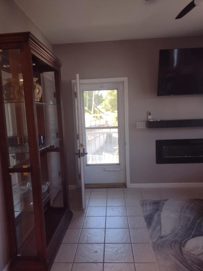 Fish, Boat, Golf! Lakefront Duplex #1 Shawnee Bend & Porta Cima Area - B&B Sunrise Beach