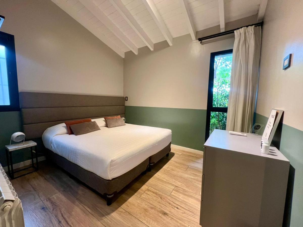 Double or Twin Room with Shared Bathroom