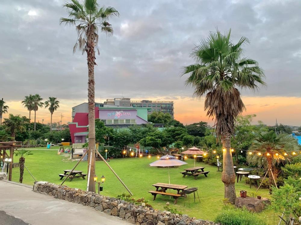 Jeju Skyhill Spa Pension - B&B Namwon