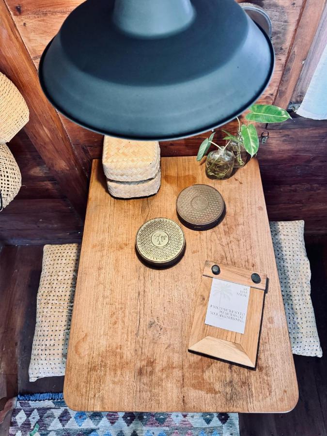 Estudio con vistas a la piscina