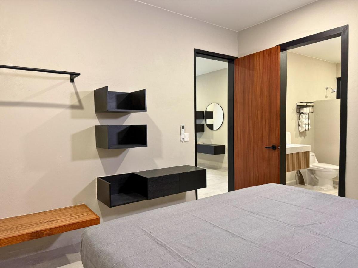 Two-Bedroom Deluxe Apartment with Balcony