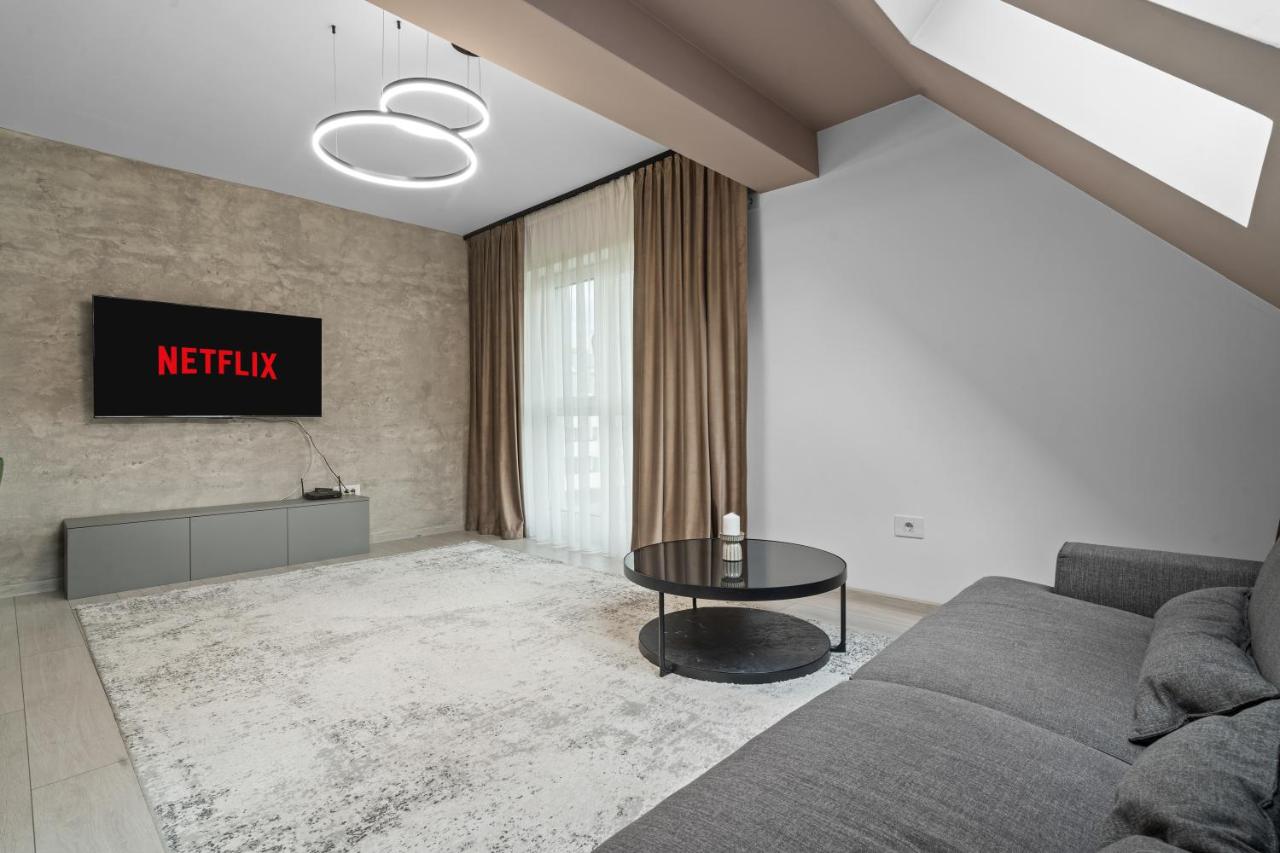 FLH - Panorama Apartment Brasov - Ferienwohnung Kronstadt