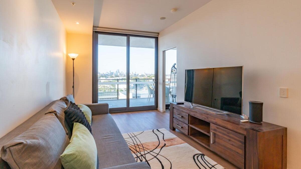 City View 3 Min Walk Mascot Station 1 Car Space - Bed and Breakfast Sydney