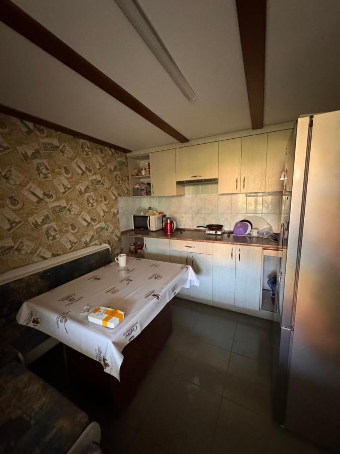 Двокімнатний будинок в тихому районі - B&B Vinnytsia