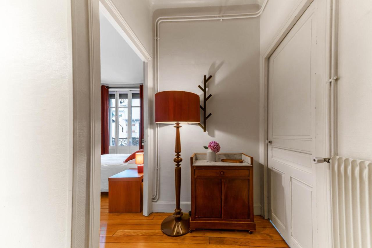 Appartement André Thérèse, calme Belle Epoque - B&B Vichy
