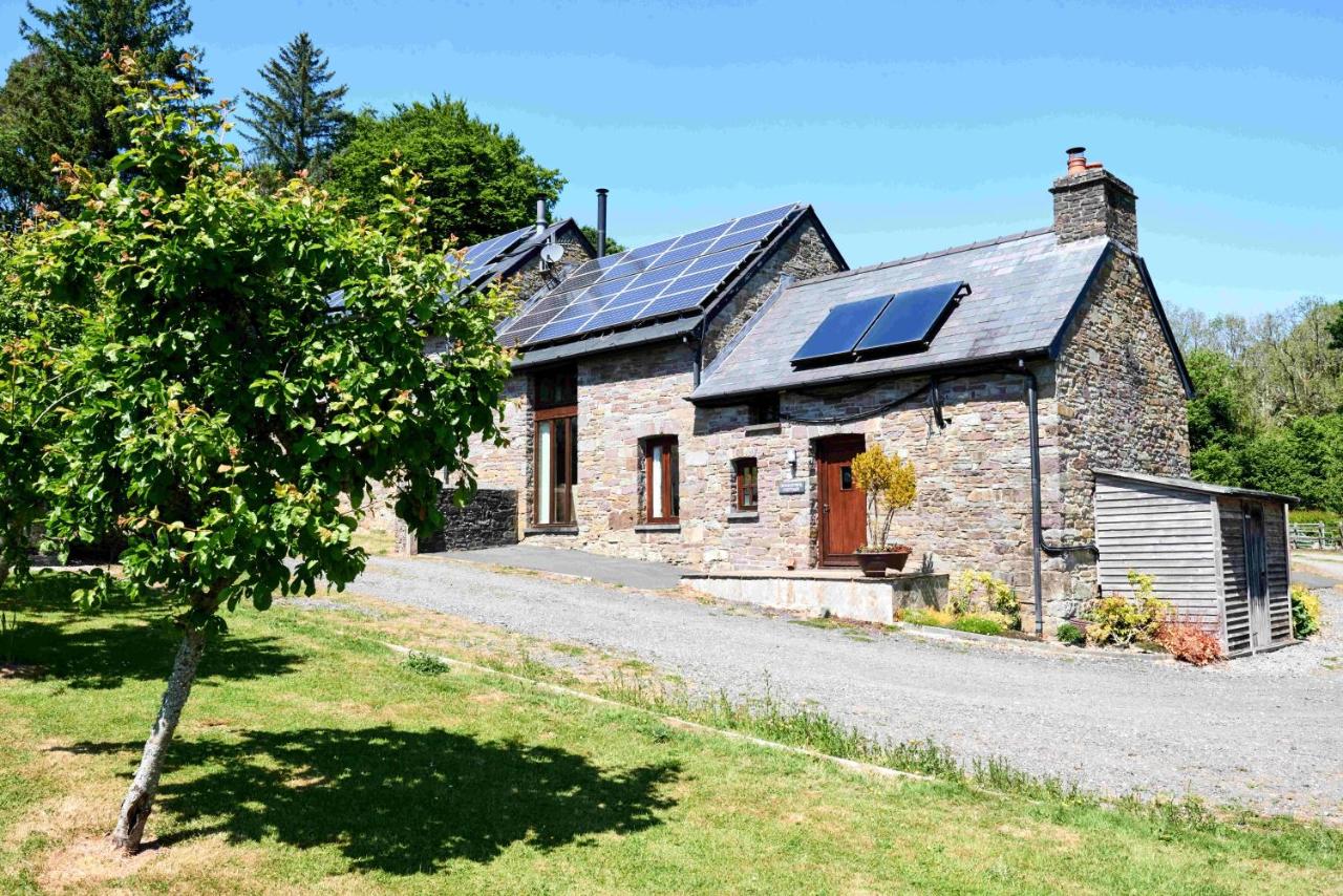 The Ash Cottage - B&B Brecon