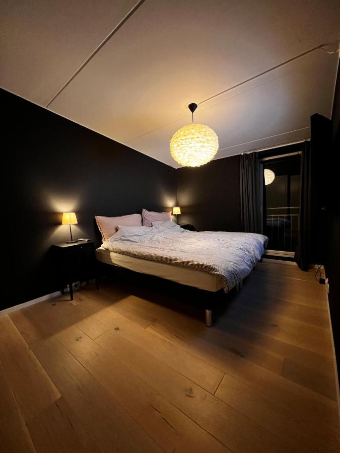 Large and airy penthouse, including parking! - B&B Sandnes