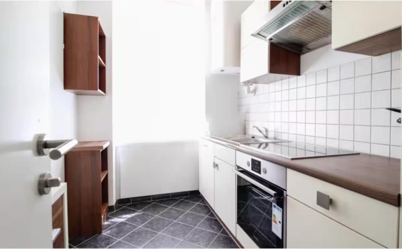 Long-Term Apartment near Central Station - Ferienwohnung Wien