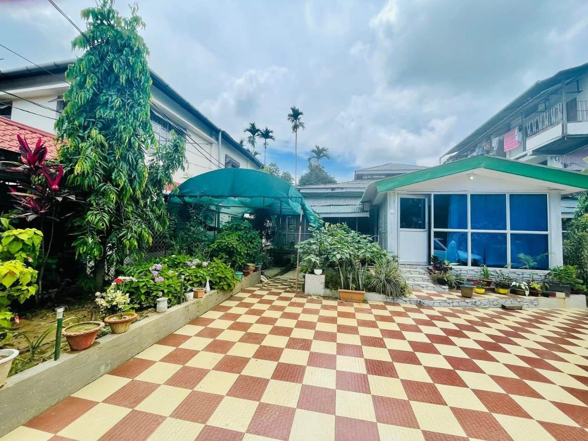 Malovita Home Stay - Bed and Breakfast Jorhat