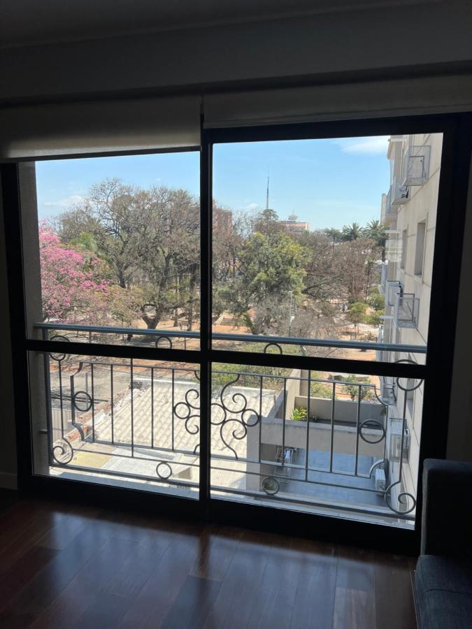 Leguizamón Plaza - B&B Salta