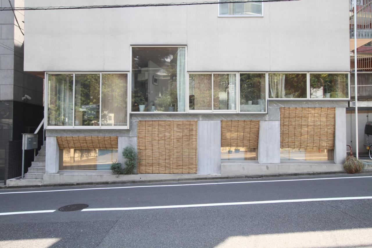 New Open "Upside Down-Shibuya" - B&B Tokyo