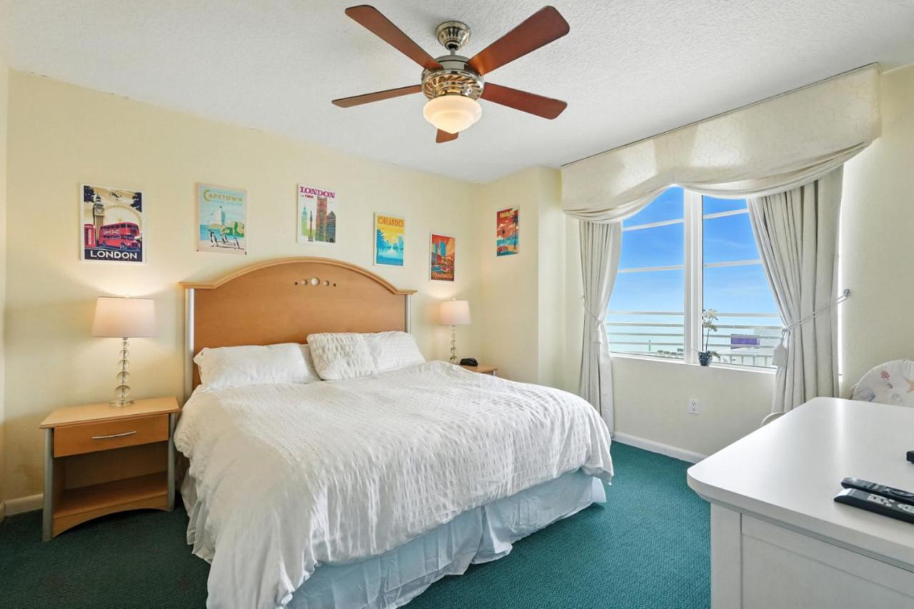 *New Listing* Breathtaking 2BR condo with 2 Private Oceanview Balconys at Wyndham Ocean Walk Resort - B&B Daytona Beach