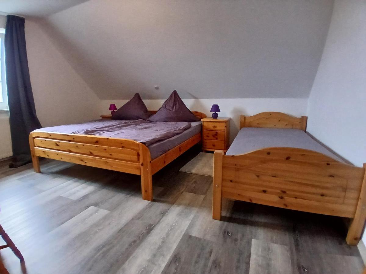 Apartment mit 2 Schlafzimmern und Balkon