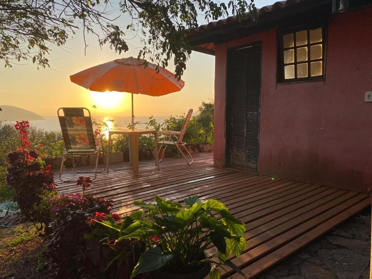 Bangalô Pontal do Atalaia com piscina para casal ou família - B&B Arraial do Cabo