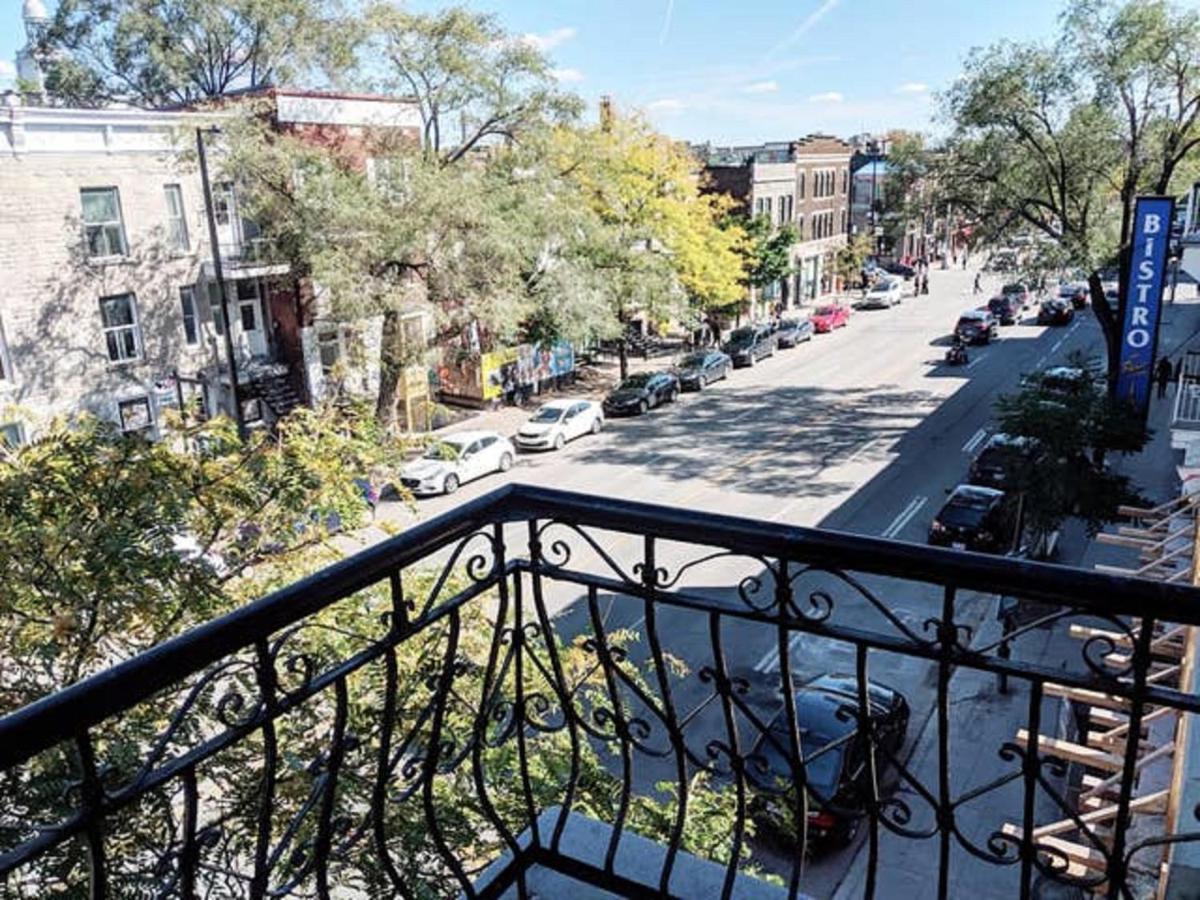 Large 5 Bedroom City Escape with Balcony and Room for 14 - Ferienwohnung Montreal