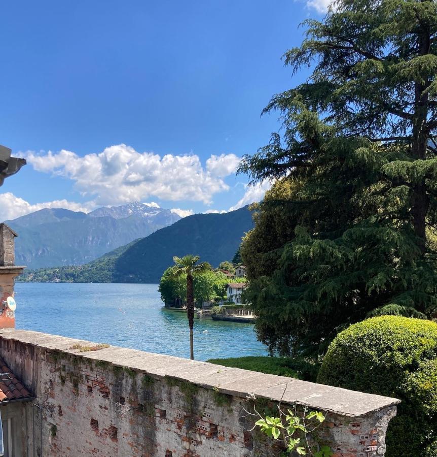"The Balbianello Lake House Blue" - B&B Lenno