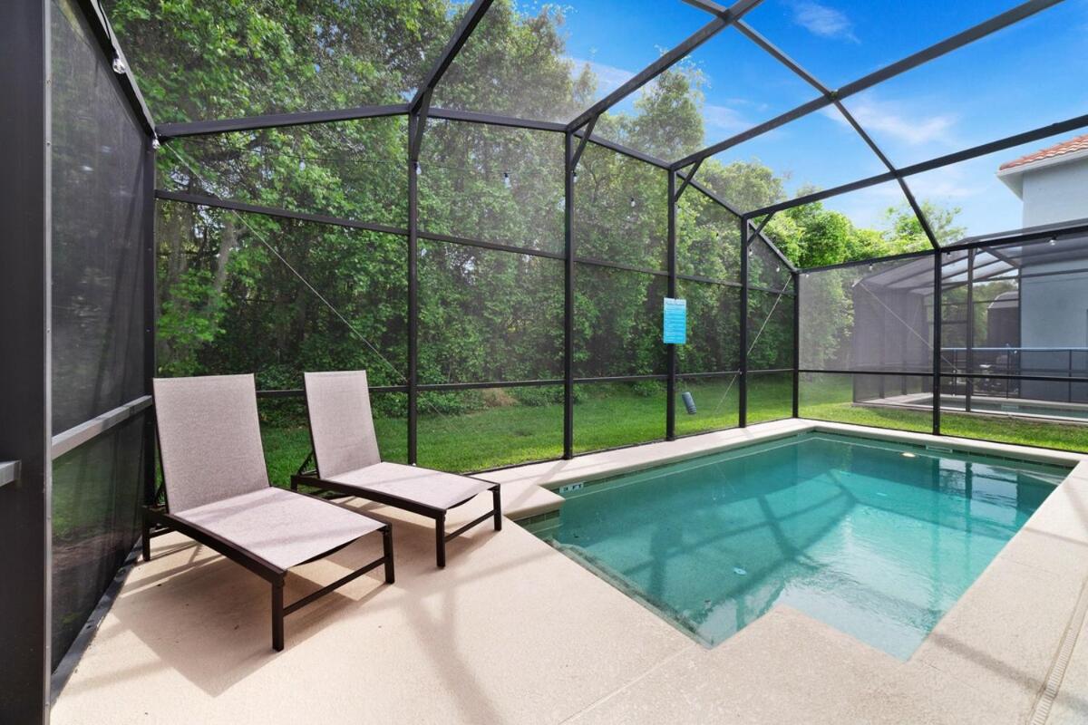 6 Bed Pool Villa in Luxury Paradise Palms Resort! - Bed and Breakfast Kissimmee