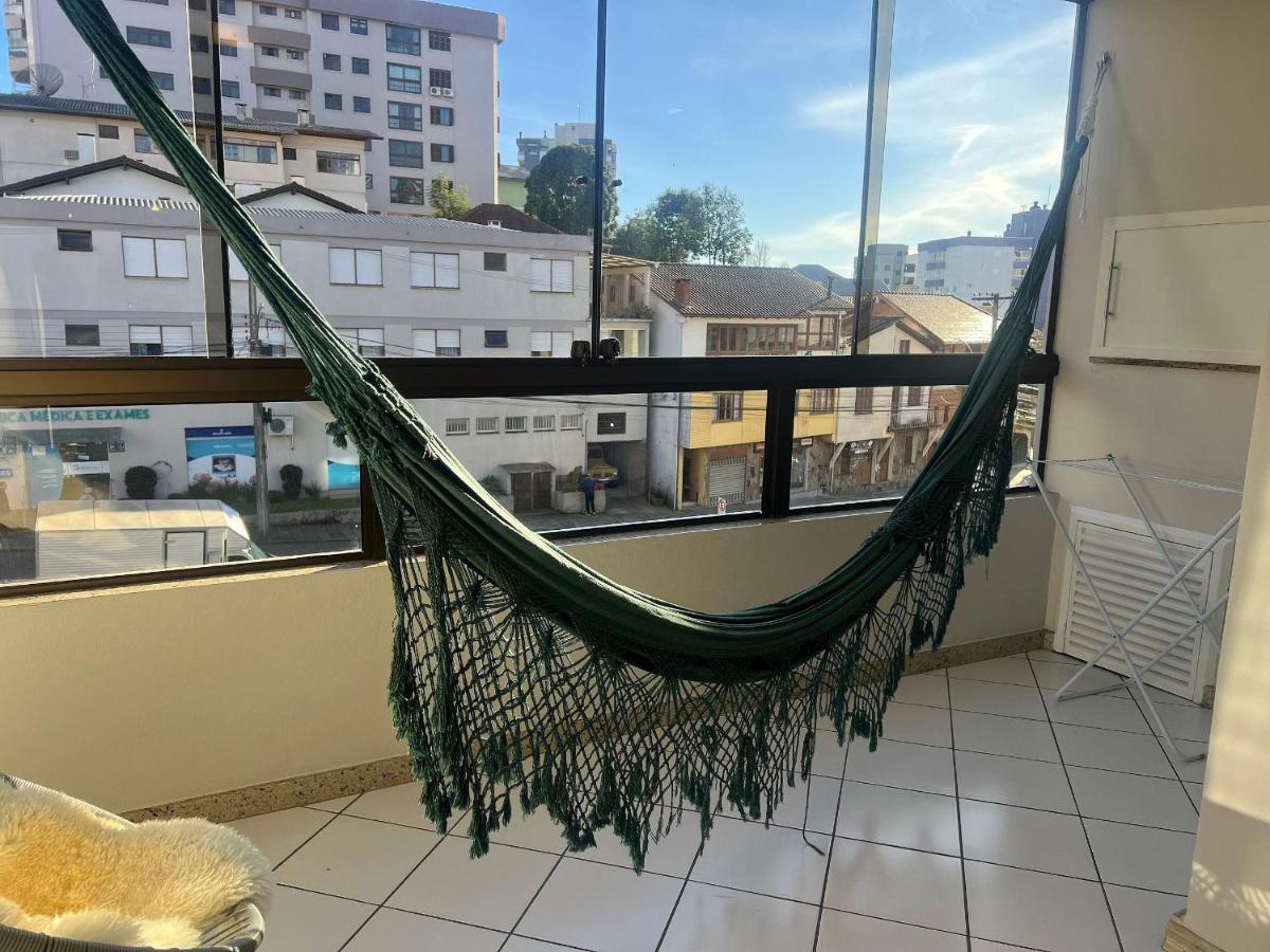 Apto 2 quartos no centro - B&B Bento Gonçalves