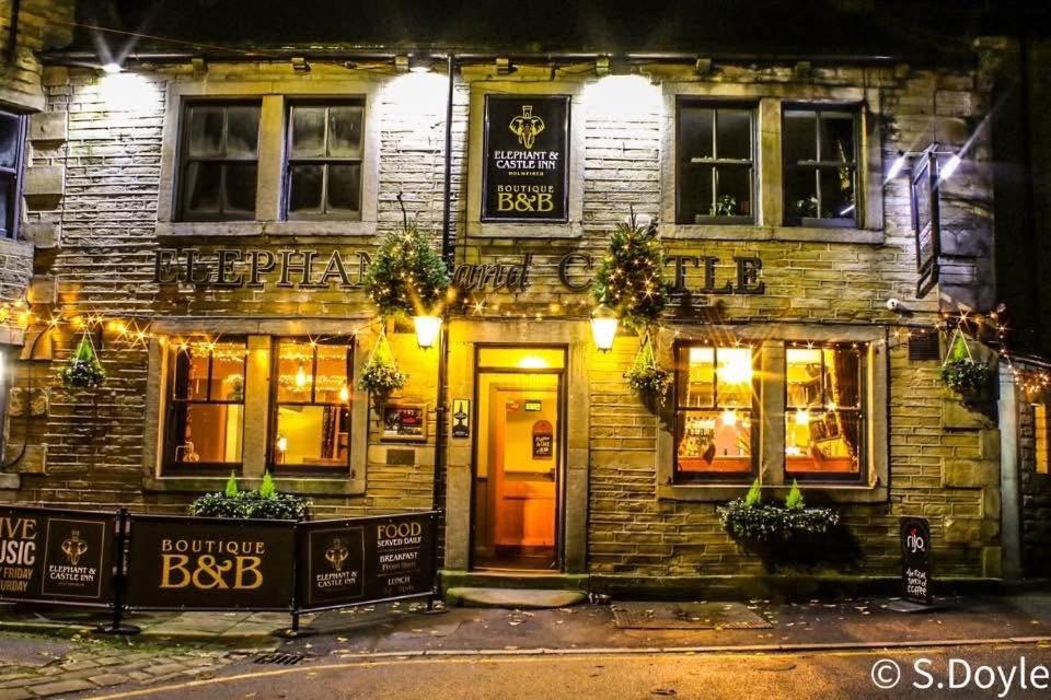 Elephant and Castle Boutique Bed & Breakfast - Bed and Breakfast Huddersfield