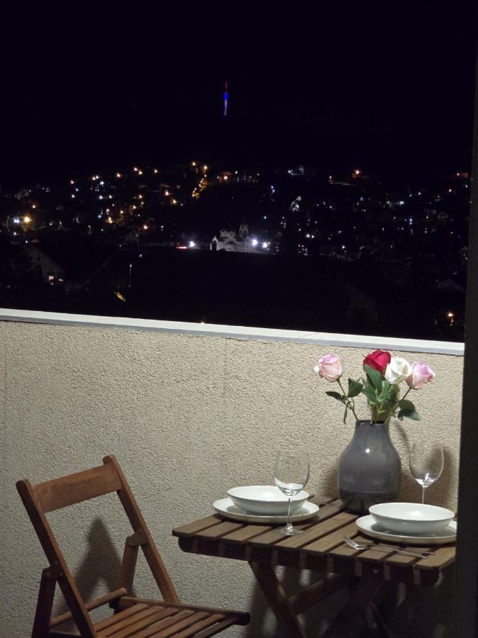 Apartman Emi - Bed and Breakfast Belgrado