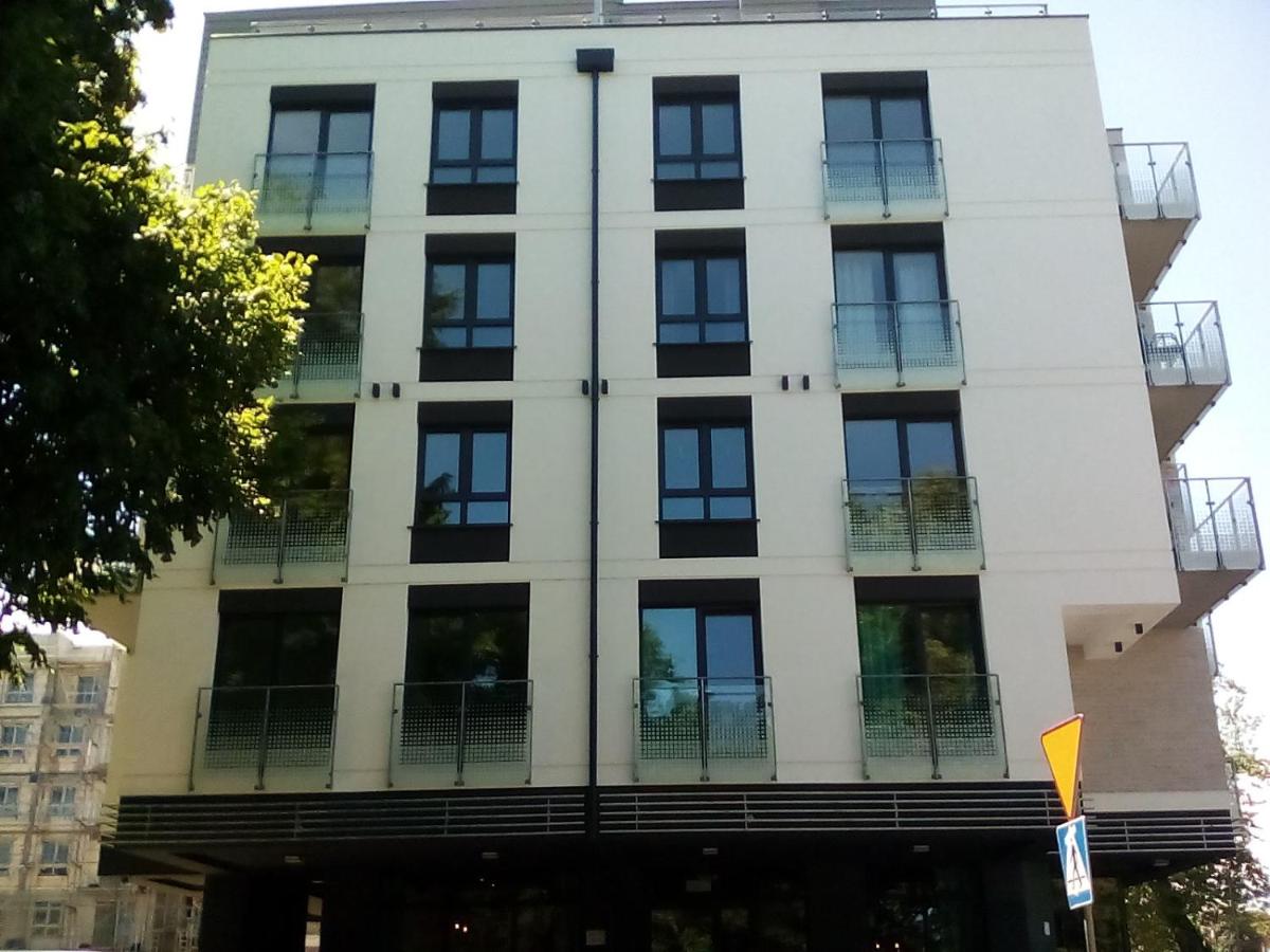 Karmazynowy Apartament Nad Morzem - B&B Kołobrzeg