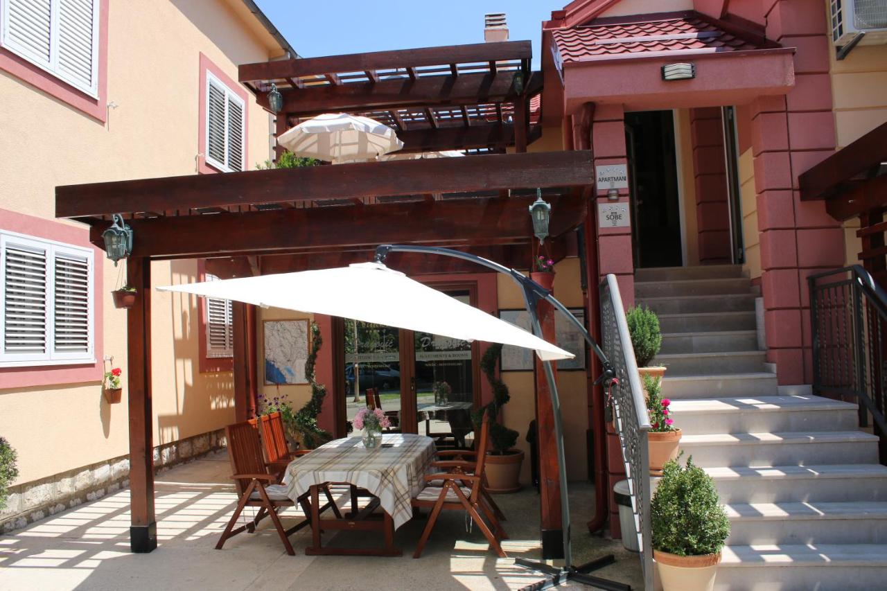 B&B Nikšić - Apartments Dragović Nikšić - Bed and Breakfast Nikšić