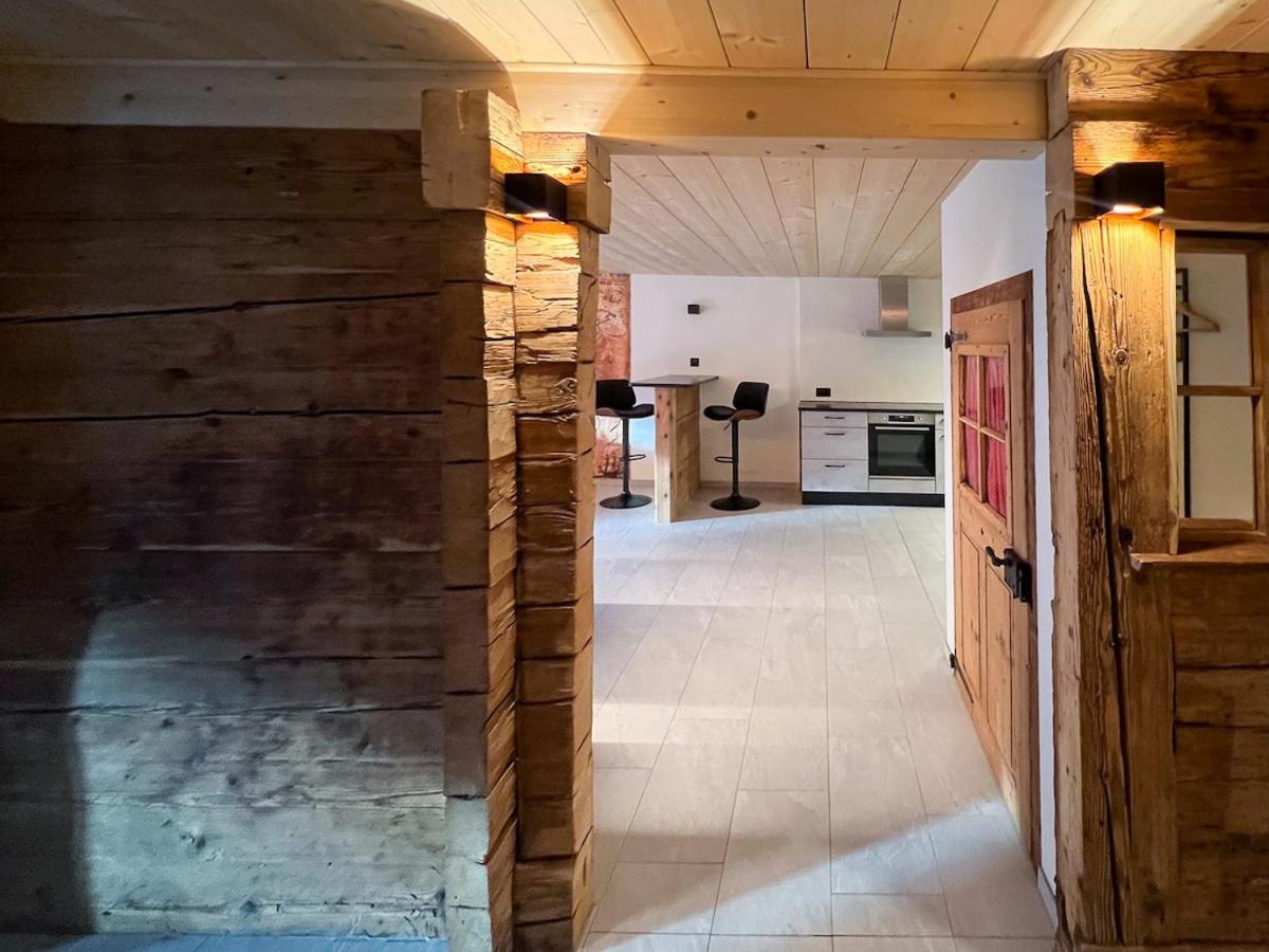 Lake View Chalet Mis - Ferienwohnung Iseltwald