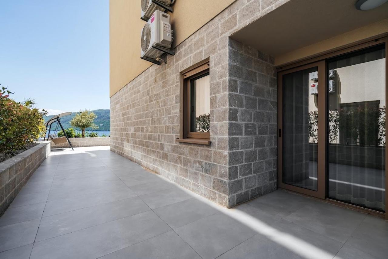 New luxes white apartments - Chambres d'hôtes Baošići