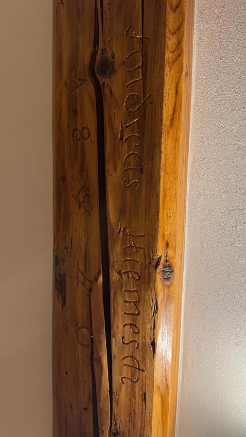 Seek and Hide - Marko's Dream Hideaway - B&B Braşov